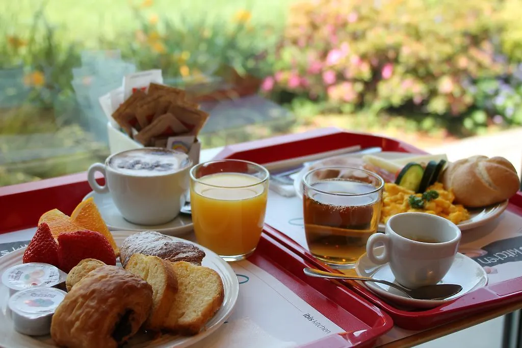 Hotel Ibis Milano Fiera Lainate 4*,  Italien